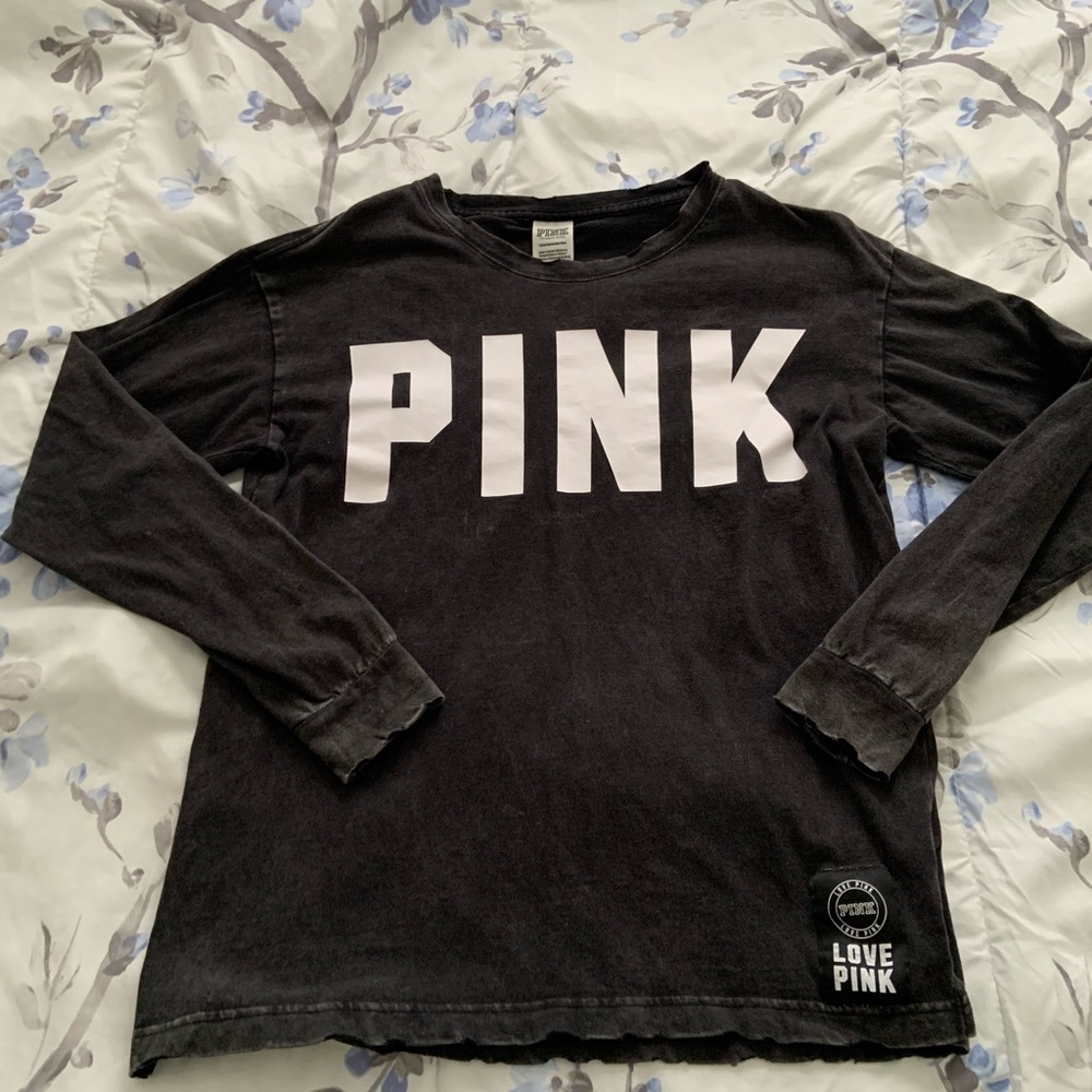 Distressed Black Acid Wash VS Pink Sweatshirt XS